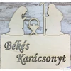 Kép 1/2 - Fa figura ajtódísz Békés Karácsonyt betlehemi 24x22.5cm