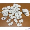 Kép 2/2 - Fa figura nyuszi fehér 3cmx2, 5cmx3mm 50db/cs