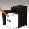 Kép 3/3 - Iratmegsemmisitő Fellowes AutoMax 350C 315lap, konfetti intelligens iratmegsemmisítő