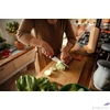 Kép 4/4 - Kés Santoku 16cm FISKARS Functiona Form