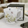 Bögre porcelán 510ml talpas, MELODY Díszdobozban