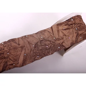 Szalag textil gyűrt köves 62mm sötét barna