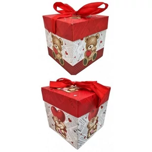 Díszdoboz Valentin napi 15x15cm, 2 féle