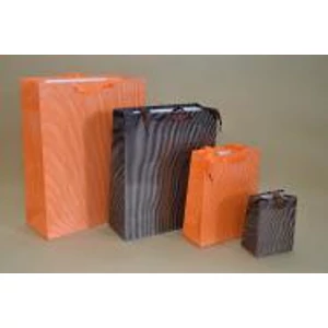 Ajándéktasak szalagfüles mikrocsíkos barna/narancs 30x38x12cm