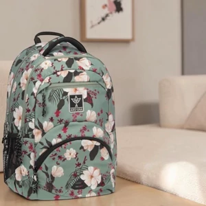 Ars Una ergonómikus hátizsák 27L Flowery green 26 55835350 gerincbarát 3év garancia
