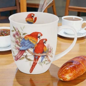Bögre porcelán 400 ml World of Birds SCARLET MACAW-papagájos Díszdobozban