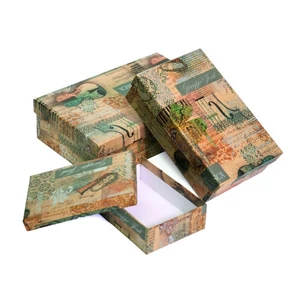 Díszdoboz papír téglalap 24' S10/1 8,5x6x2,8cm Az ár egy darabra vonatkozik!
