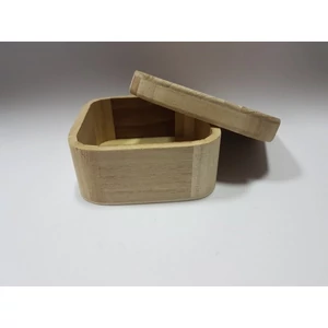 Fa doboz peremes lekerekített 14x14,5x5, fedeles