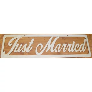 Fatábla felirat Just Married keretben 70cm 