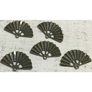 Fém dísz legyező fűzhető 3.5x2cm 5db/cs
