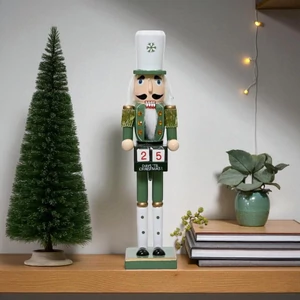 Diótörő karácsony dekor 24' zöld/fehér 10cm x8cm x38cm sdkae