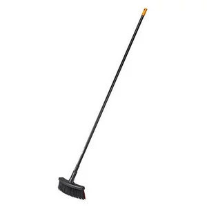 Kültéri seprű M FISKARS Solid