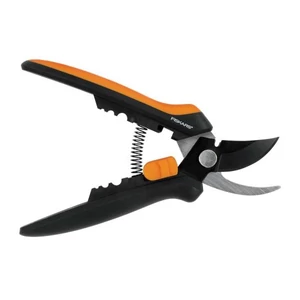 Metszőolló FISKARS Solid™ SP14