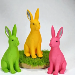 Nyuszi figura 17x7x10cm sárga/rózsaszín/zöld exkluzív termék (2-féle)1db/ár SDGW26 tavasz húsvét