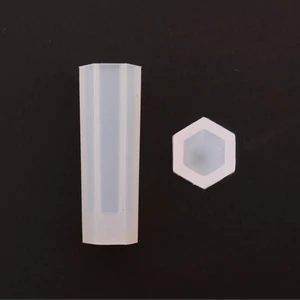 Öntőforma szilikon átlátszó hatszög alapú függő 1,8 x 4,9 cm 5 db/csom