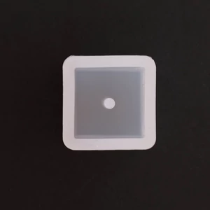 Öntőforma szilikon átlátszó kocka 2,2 x 2,2 x 1,9 cm 5 db/csom