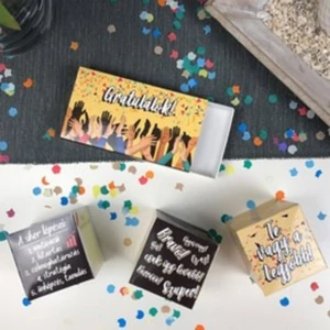 Party ajándéktárgy Gratulálok! Kirobbanó meglepetés, Pop-Up Cube 12 cmx6,5 cmx2 cm.
