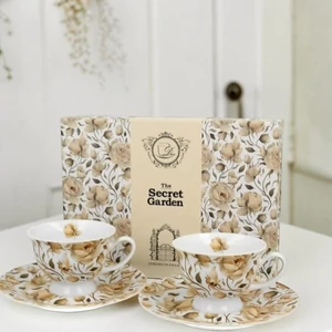 Royal eszpresszó csésze aljjal ENGLISH ROSES WHITE 2db porcelán Díszdobozban