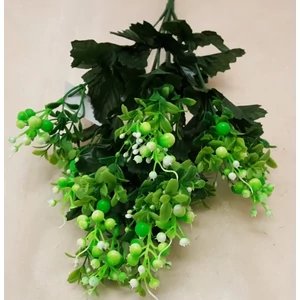 Selyemvirág művirág bogyós zölddel díszíthető csokor Vessző rács girlanddal, 60*110cm
