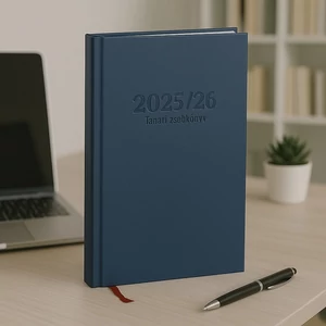 Tanári zsebkönyv 2025/26 145x205mm, kék színű Realsystem   kollekció 5311-04
