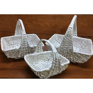 Vessző, fonott kosár fehér talpas tégla forma 3db-os átmérő: 24-35cm, magasság: 21-32cm