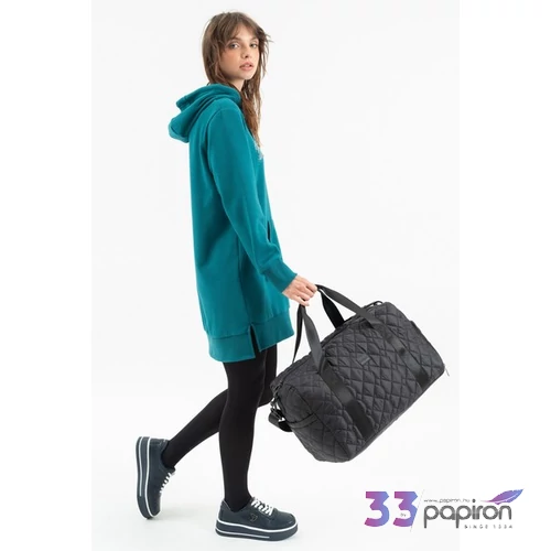 Budmil sporttáska 26 fekete 41x26x21cm 10080122-002252