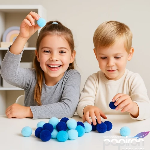 Dekor pompom vegyes kék 1,5cm 50db-os 25