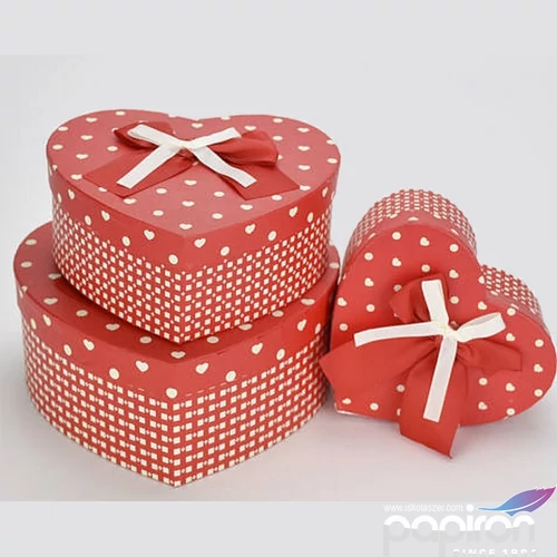 Díszdoboz szív alakú M méret, piros-fehér, kockás-csíkos S/3/2 [5998997714848-6908071001060]