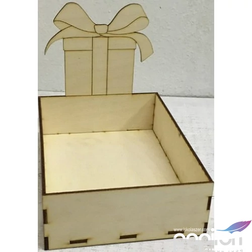 Fa doboz ajándékos 20x15x17cm /lapra szerelt/