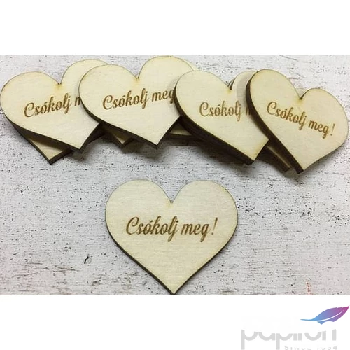 Fa felirat tábla Csókolj meg! 4cmx4.5cmx3mm 10db/cs
