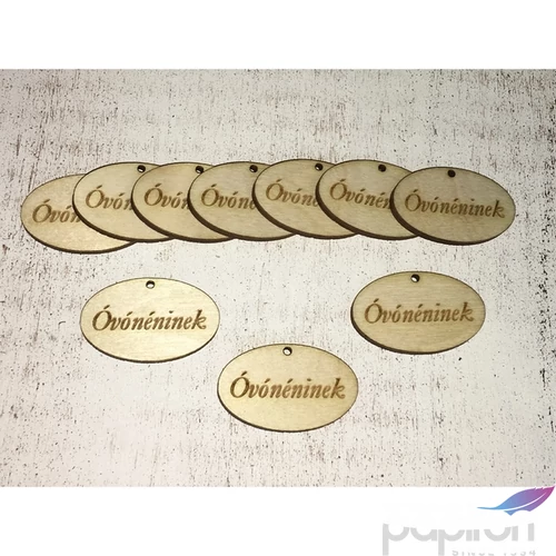 Fa felirat tábla Óvónéninek ovál 4cmx2.5cmx3mm 10db/cs