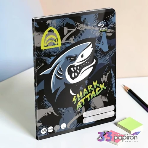 Füzet 14-32 A5 vonalas Lizzy26 Shark Attack  1. Osztályos 32 Lap 