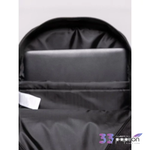 Heavy Tools 25' Elenial Black hátizsák praktikus