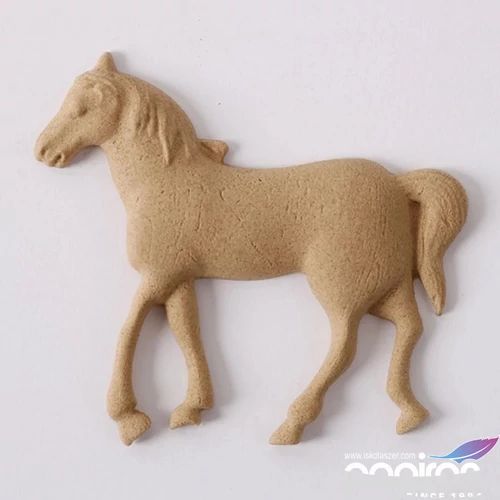 Hőre lágyuló fa Ló 6 x 5 cm