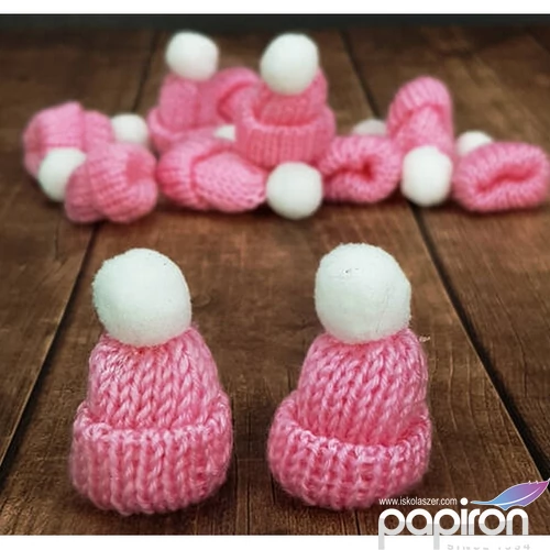 Dekor figura sapka mini kötött sapka rózsaszín 5cm