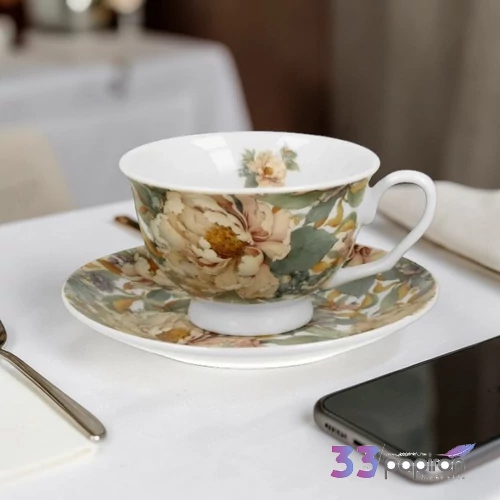 Csésze aljjal porcelán Royal PEONY WHITE Díszdobozban