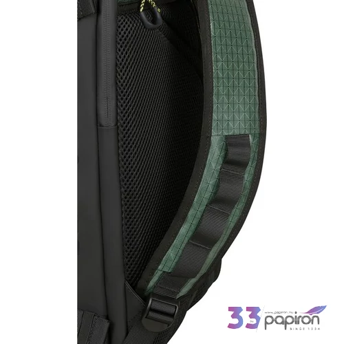 Samsonite hátizsák 26' Outtrax Underseat Backpack M 158774/1339-Forest Green