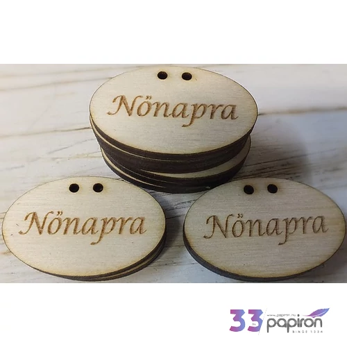 Tábla natúr felirattal Nőnapra ovális 4 cm 10db/cs